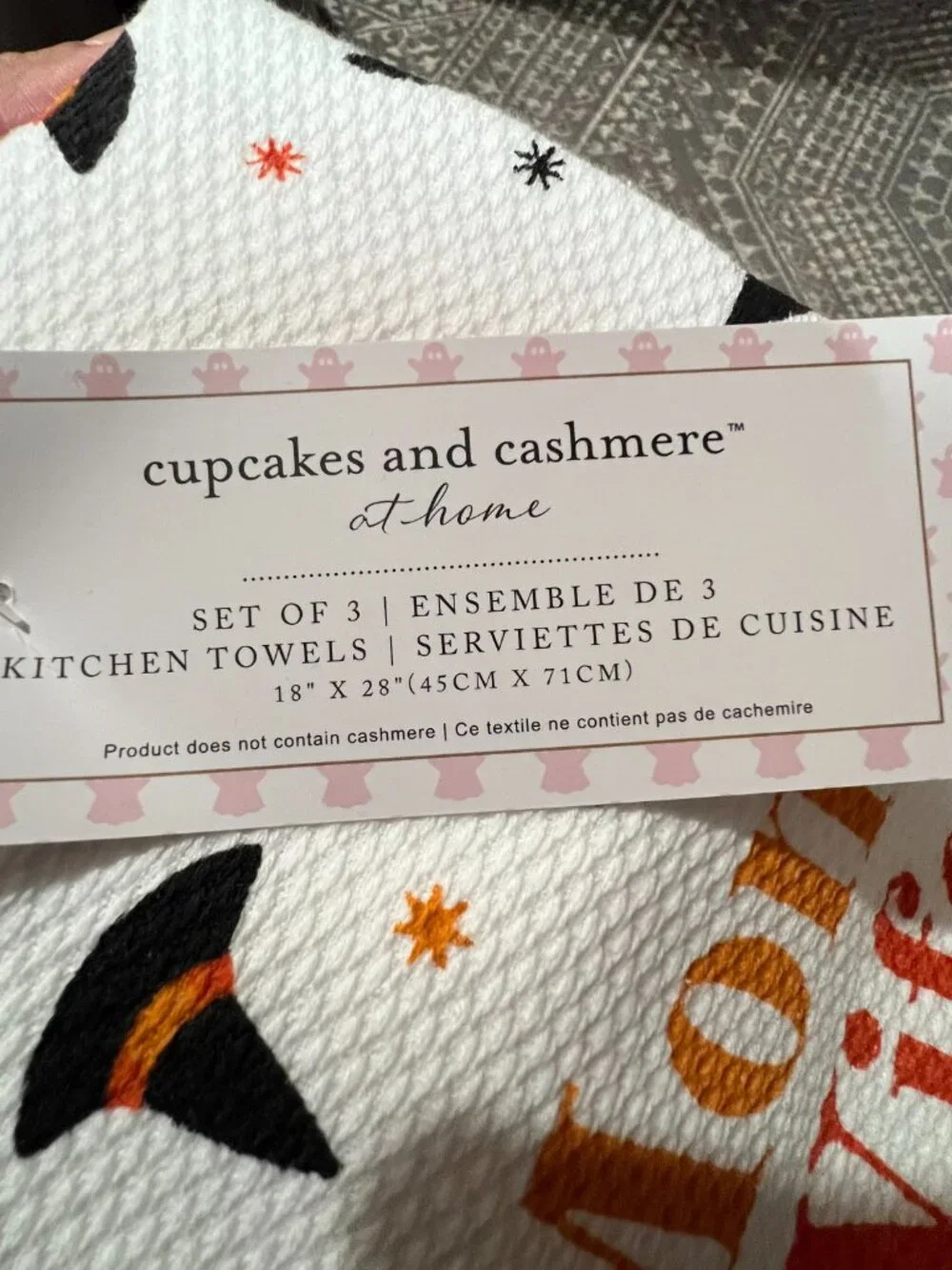 Cupcakes & cashmere halloween kitchen towels set 3 mom wife witch hats NWT